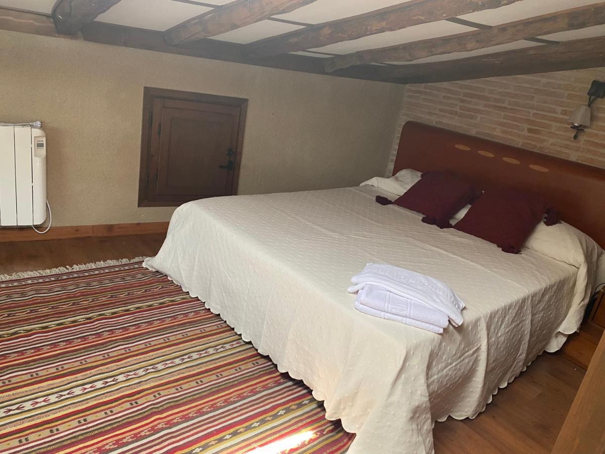 Vila Casa Zapatero En Somontano Salas Bajas Exteriér fotografie